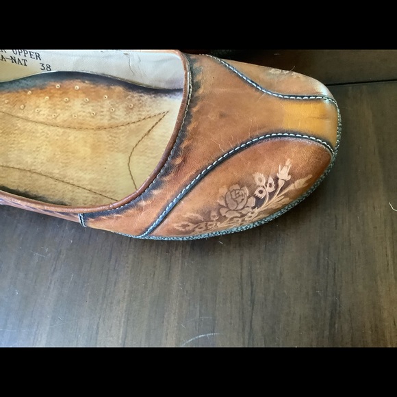 Spring Step Flats Size 38 - Picture 6 of 8